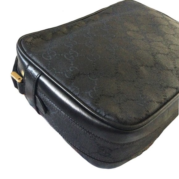 2x HOST PICK Vintage Gucci Black Monogram Crossbody Camera Bag - Picture 7 of 15